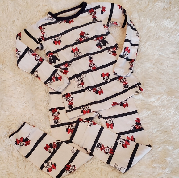 gap minnie mouse pajamas
